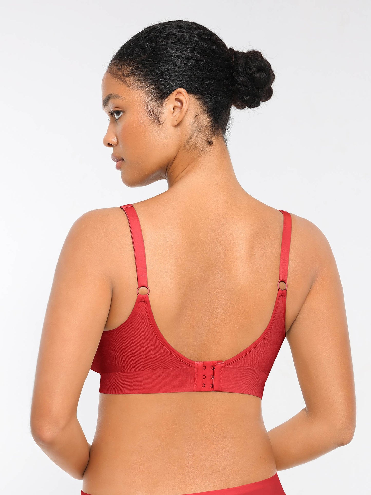 Seamless Luxe Comfort Bra - With Pads & Back Closure