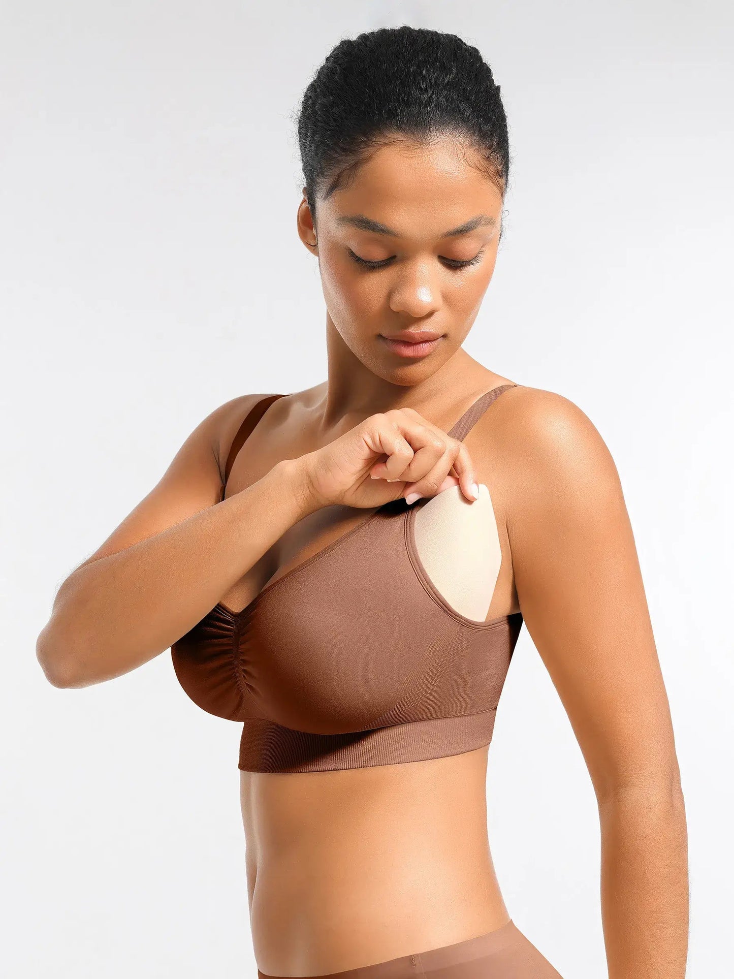Seamless Luxe Comfort Bra - With Pads & Back Closure